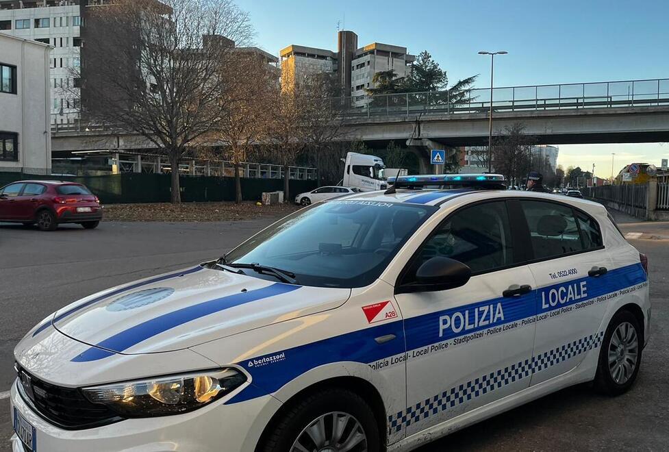 Residenze fittizie in zona stazione: arrestato l’ex messo comunale