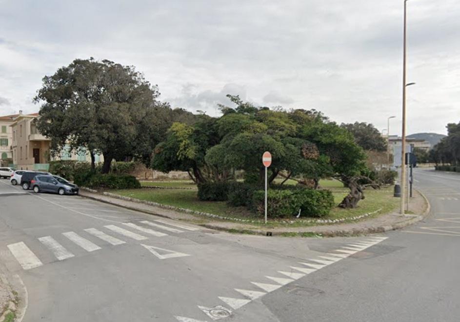 Livorno, rubano 15.000 euro di oro e gioielli mentre il figlio è chiuso in camera