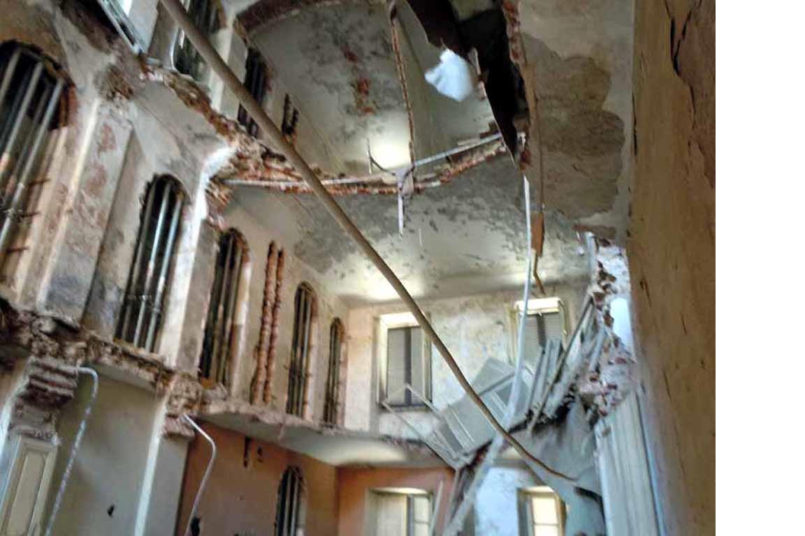 «Crolli Politeama, il Comune non ha alcuna responsabilità»