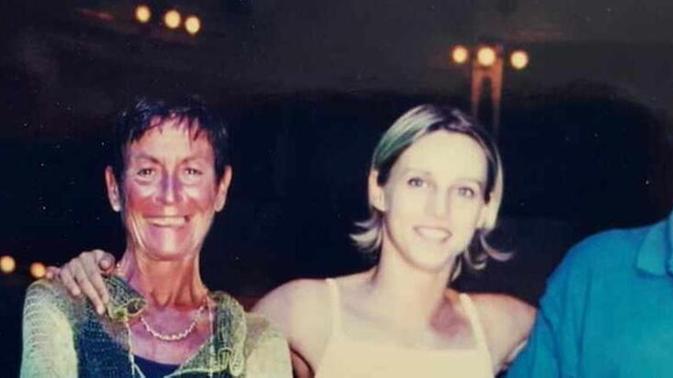 A sinistra Maria Vittoria