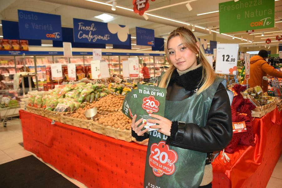 Conad a Grosseto, a Natale operazione risparmio: sconto del 20 per cento su tutti gli scontrini