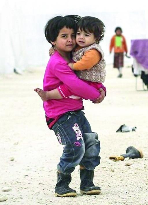 «Modena, adottiamo lo sguardo dei bimbi Loro vogliono soltanto la pace»