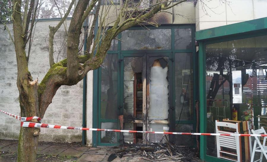 Dà fuoco a un bar di Portomaggiore, arrestato a Policoro