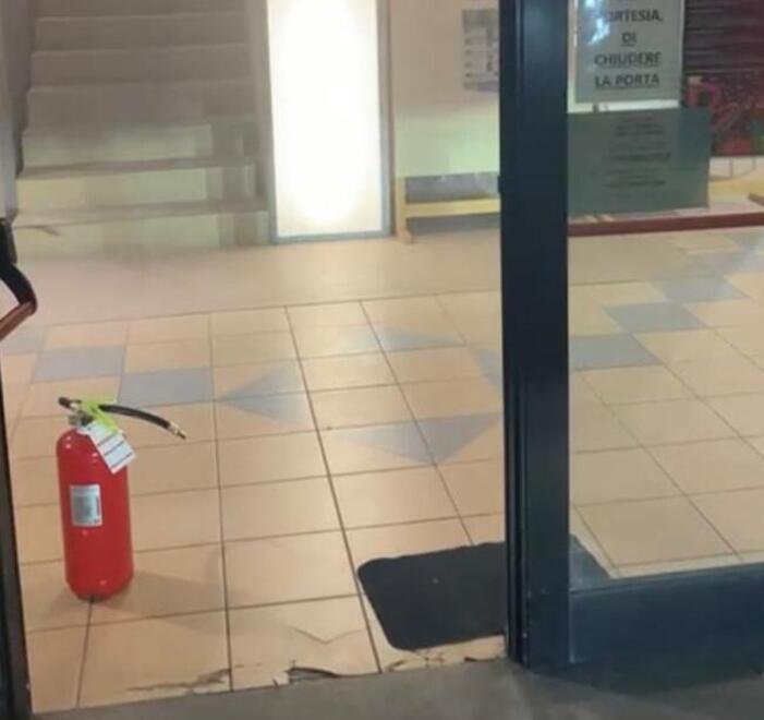 Cavezzo, atti vandalici ai danni della biblioteca<br>
