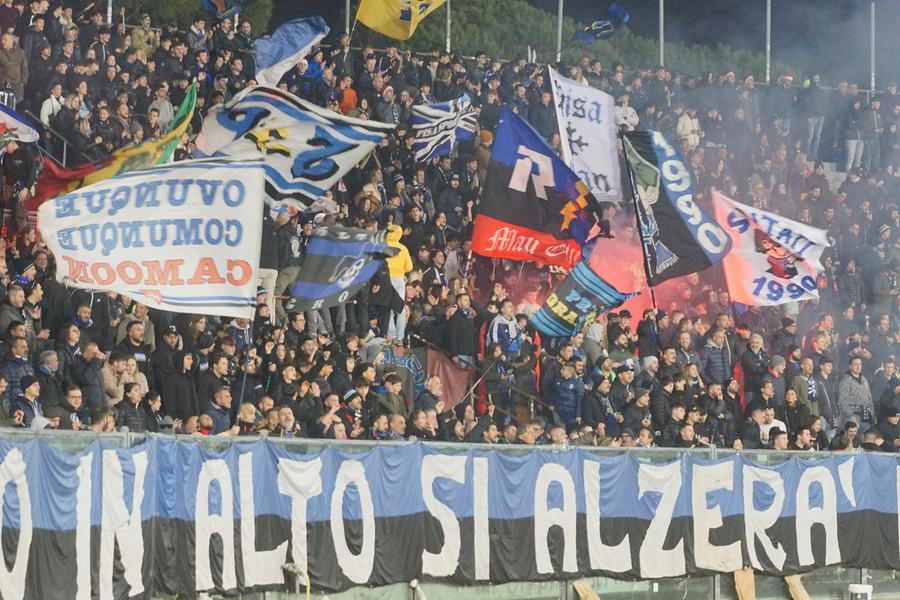 
	La curva del Pisa in Pisa-Ascoli

