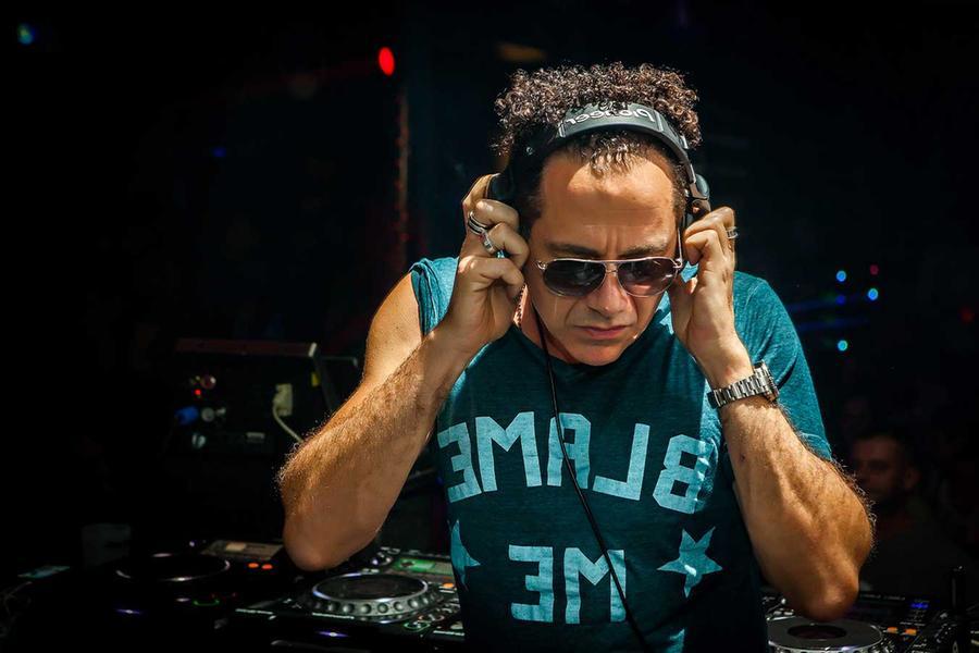 Santo Stefano con Joe T Vannelli a Ferrara