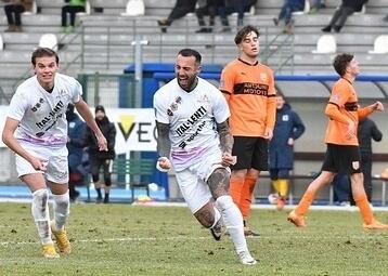 Prato, un Natale di riflessione: si attende la decisione di Commini