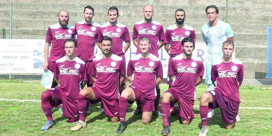Clamoroso a Pietrasanta: esonero dopo la vittoria per mister Bucci