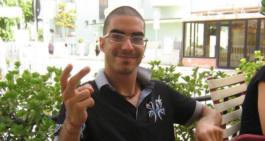 Il buon onomastico della sorella a Stefano Masala: «Povero nostro amore, che fine orrenda ti hanno fatto fare?!»
