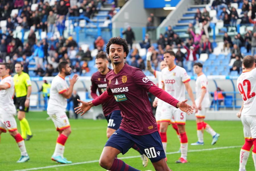 La Reggiana vince ancora: Catanzaro sconfitto da una rete di Girma