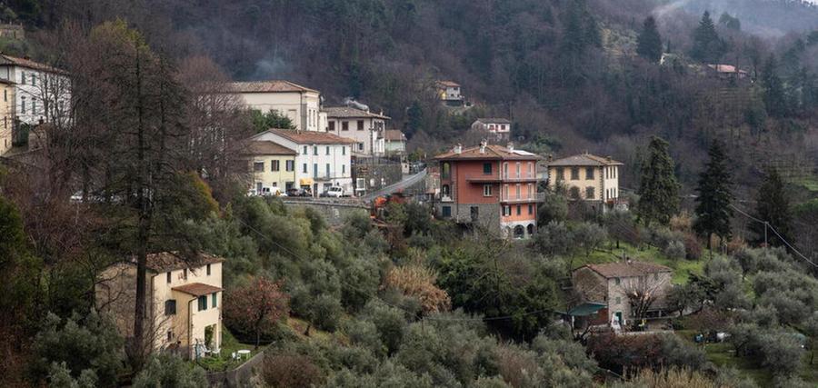 Una veduta del paese di Vellano “capoluogo” della Svizzera Pesciatina (foto Nucci)