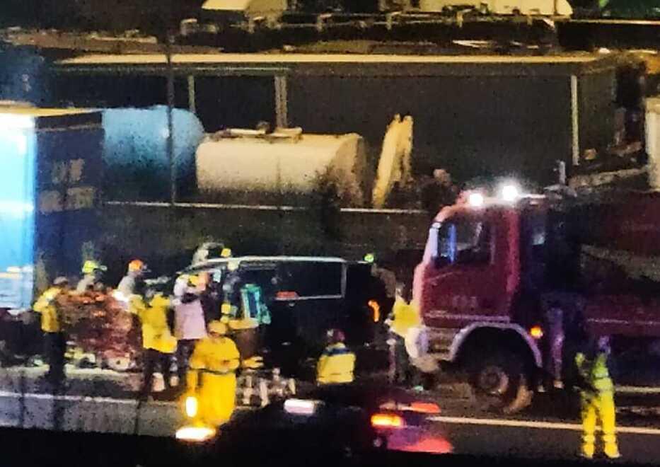 Muore sul colpo nell'auto finita contro un camion in sosta<br type="_moz" />
