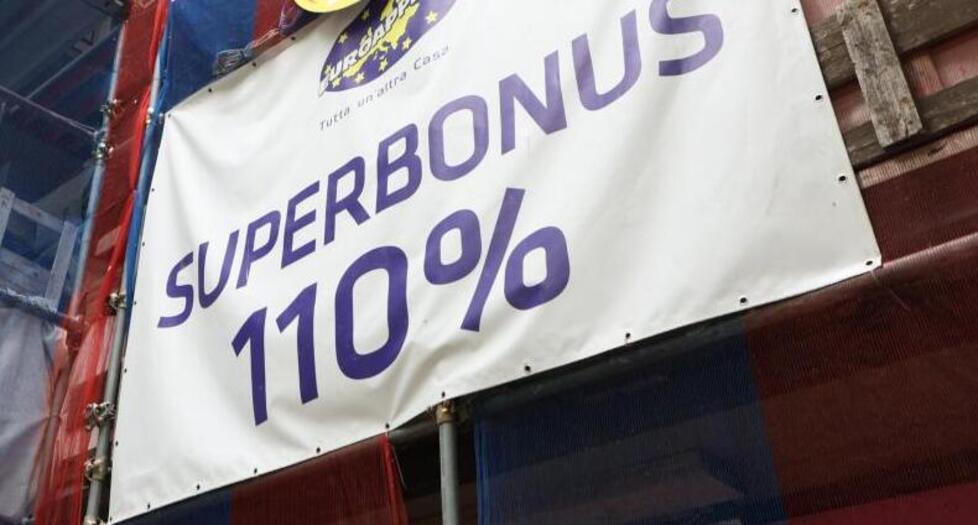 «Superbonus, mercato impazzito. Ora, anche a Ferrara, rischiano committenti e imprese»