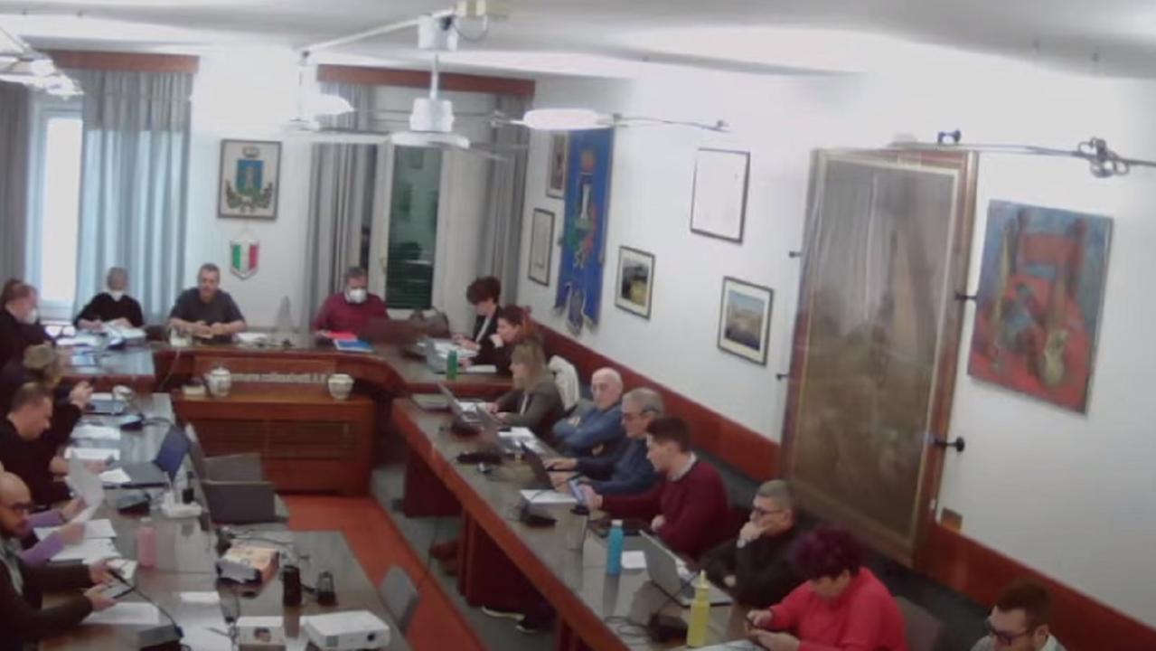 La seduta del consiglio comunale del 28 dicembre dove si discuterà del caso