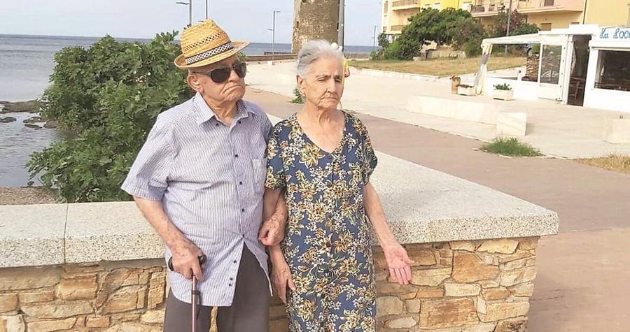 A Irgoli è amore da guinness: grande festa per Pietrino Flore e Maria Elena Luche, “sposini” da 77 anni