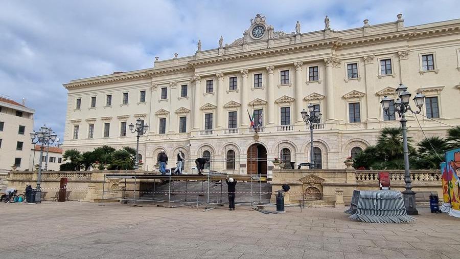 Sassari, scatta il countdown per Capodanno: piazza d’Italia si prepara alla grande festa