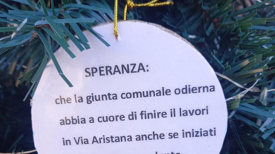 Via Aristana, una strada a metà