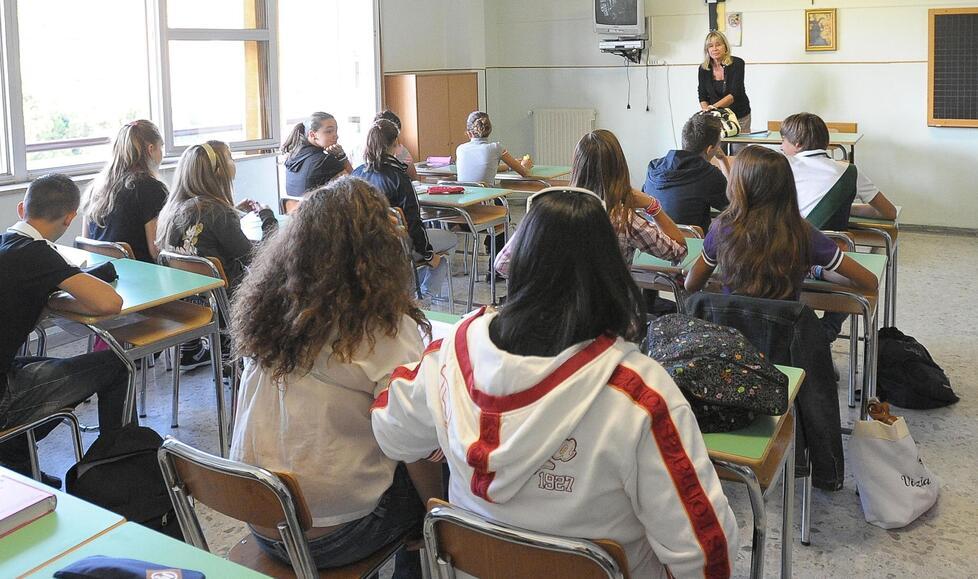 Ferrara, il caso stipendi: «saranno pagati a gennaio»