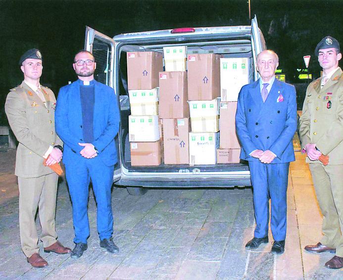 I cadetti dell’Accademia di Modena donano 300 kg di alimenti alla Caritas di Rubiera