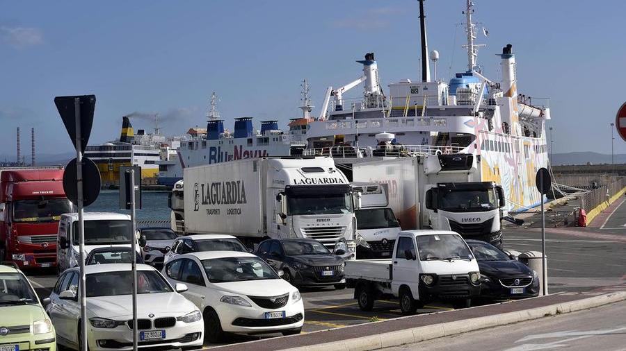 Piombino, nel 2024 più collegamenti per Corsica e Sardegna - Gli orari e le compagnie