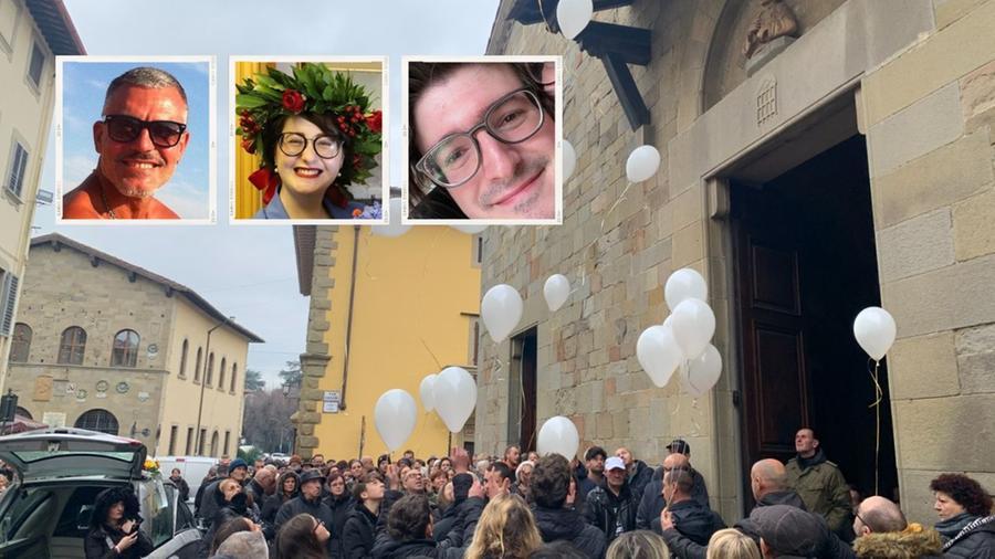 
	La folla all'esterno della chiesa di Borgo San Lorenzo: nei riquadri da sinistra&nbsp;Leonardo Nutini, Ester Raccampo e Edoardo Lombardi (Foto gentilmente concessa da Ok!Mugello)

