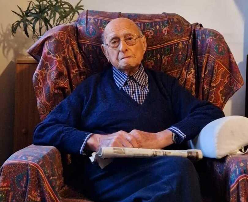 L’ultimo saluto a Paolo Lucchesi a Cecina, il partigiano che fu premiato da Pertini. Da giovane rifiutò di andare in guerra<br>
