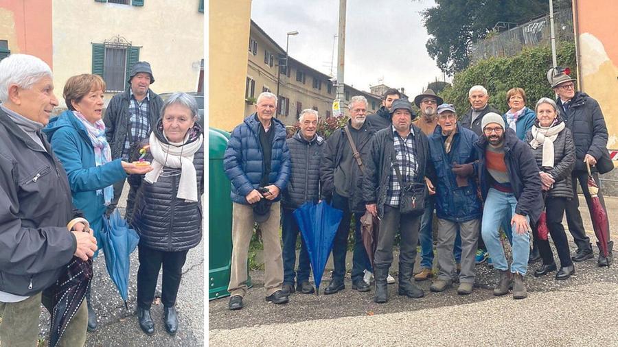 Pistoia, da due anni la strada è "temporaneamente" a senso unico alternato. I residenti festeggiano con torta e candeline