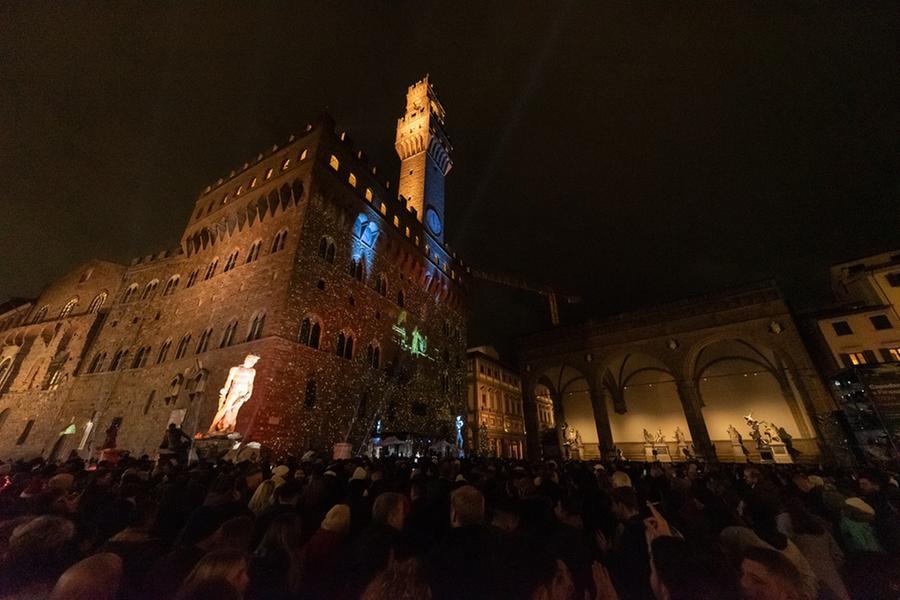 Firenze, accoltellato all’addome durante i festeggiamenti di Capodanno: grave turista di 28 anni