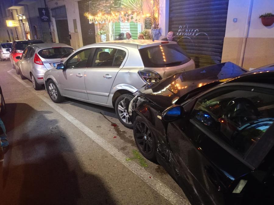 Sassari, un altro incidente tra via Torres e via Zanfarino: un ferito
