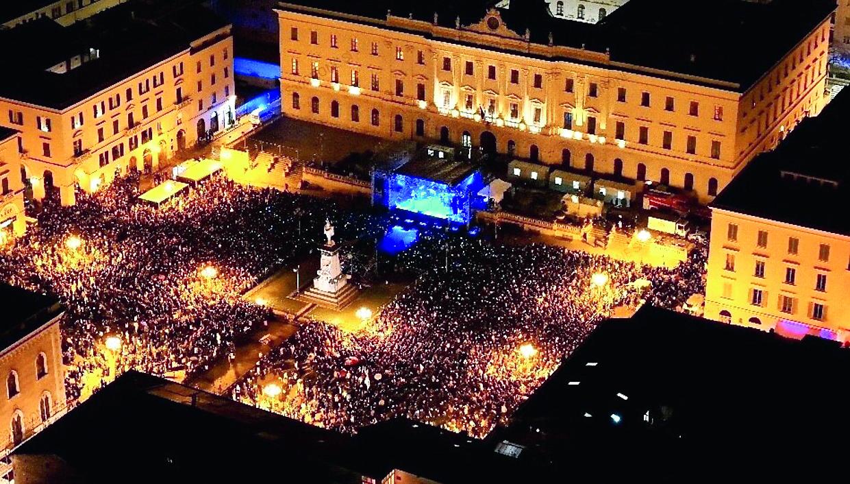 Capodanno, il turismo non fa il botto: piazze piene, gli hotel no