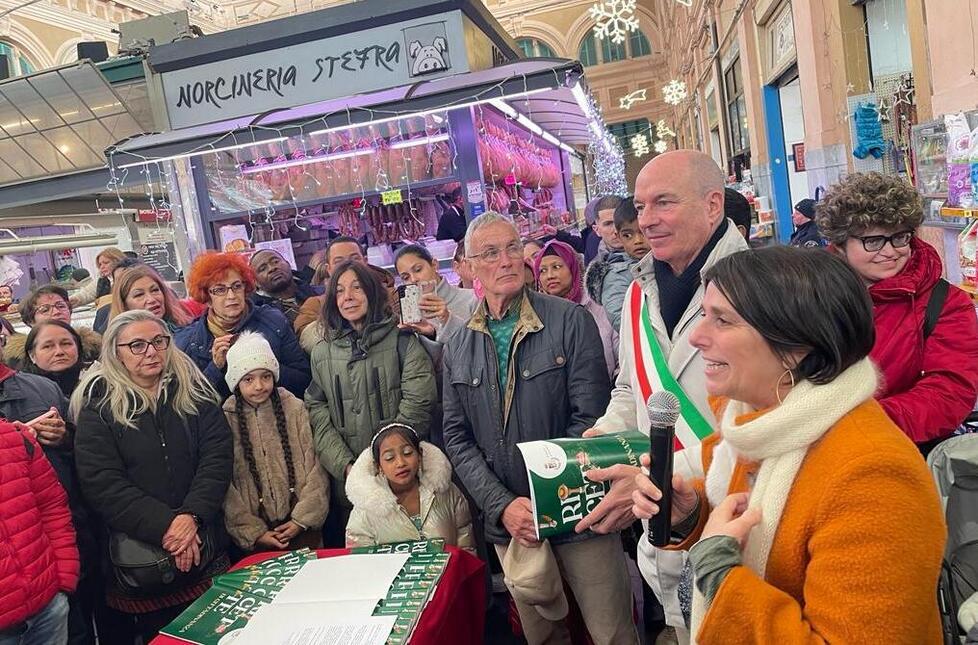 Certificati anagrafici ma pure ricette multietniche: a Livorno il libro dello Stato Civile sulla cucina di cittadinanza<br>
