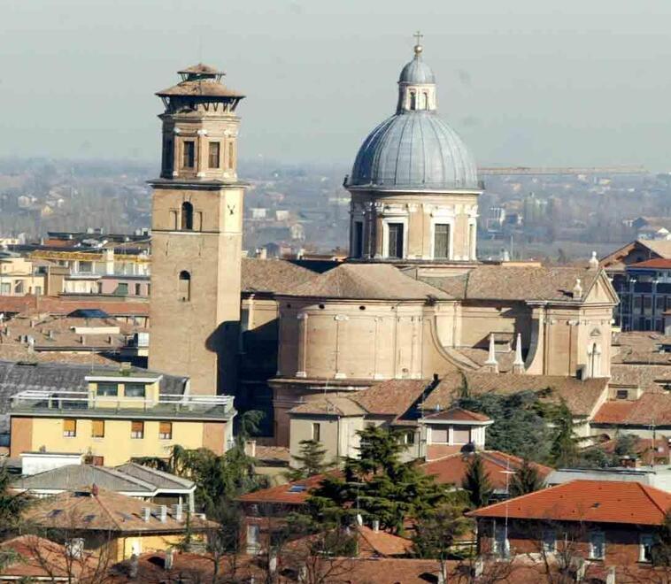 «Stipendi magri e affitti alle stelle: serve un canone concordato»