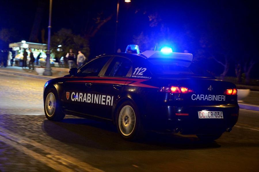 Prato, coppia aggredita da quattro rapinatori incappucciati: preso un Rolex. Arrestato uno “specialista”