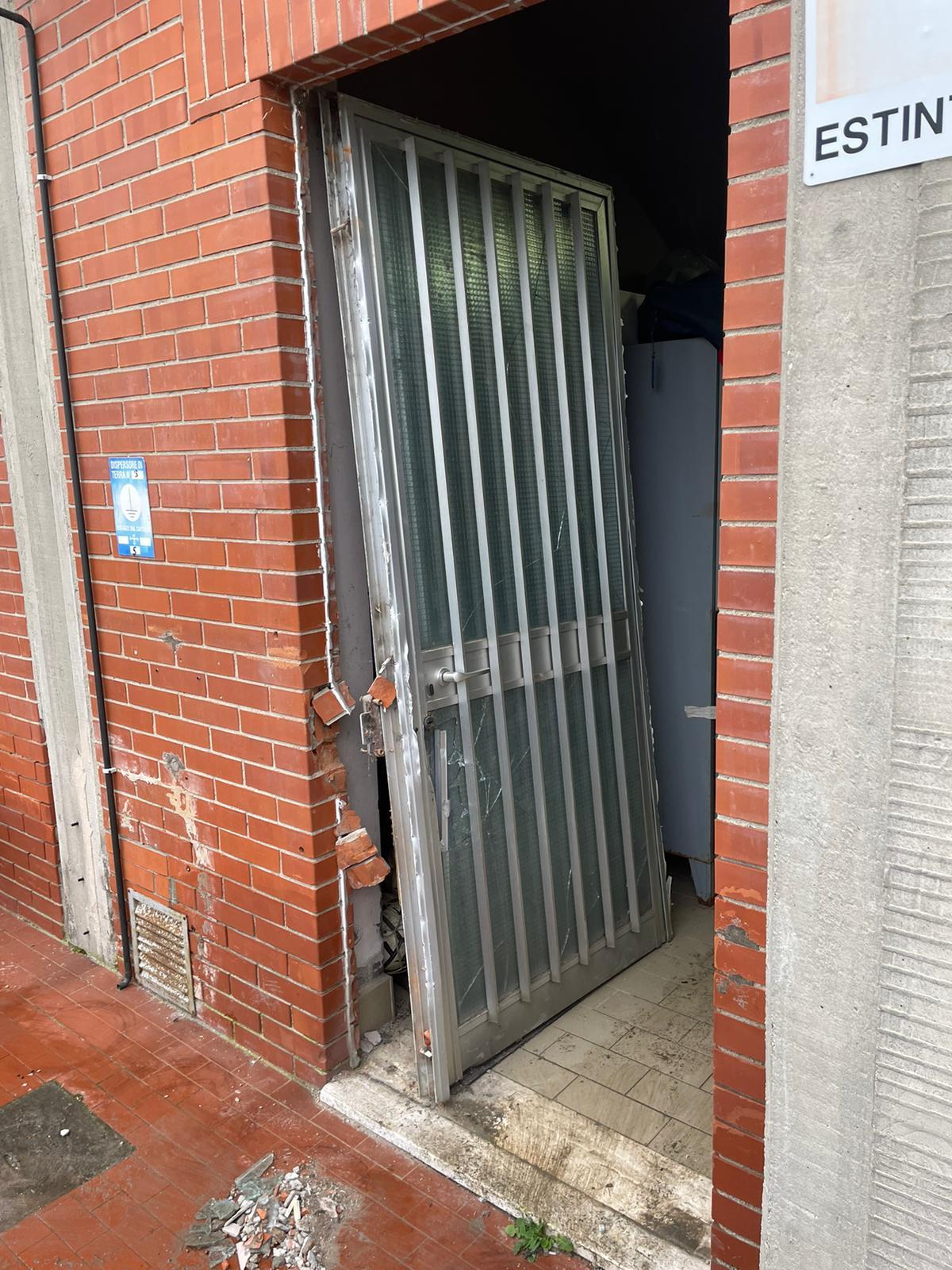 Santa Croce, Cuoiopelli nel mirino dei vandali. E intanto è rivoluzione nella società<br>
