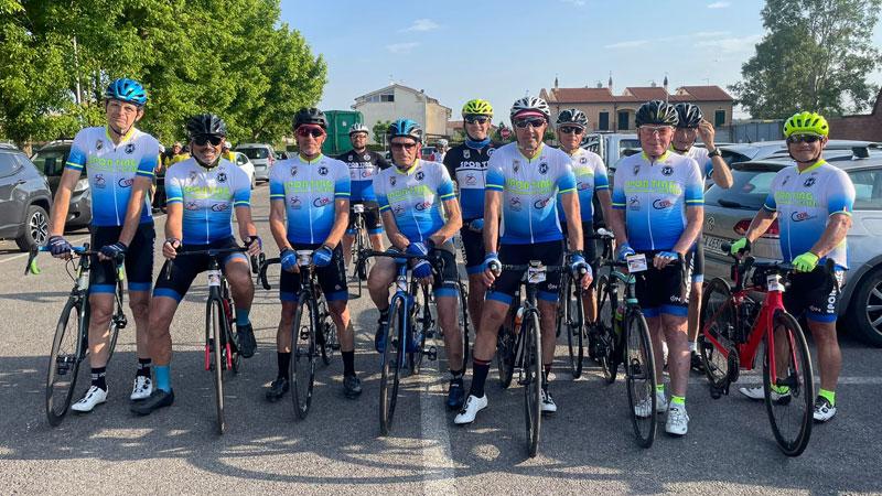 
	I ciclisti amatoriali dello Sporting Club

