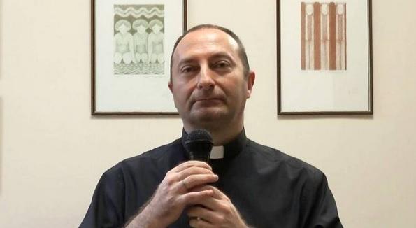 «Don Ramon? Nessuno l’ha visto». Nella parrocchi di Guasticce ecco monsignor Razzauti