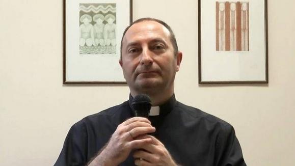 «Don Ramon? Nessuno l’ha visto». Nella parrocchi di Guasticce ecco monsignor Razzauti
