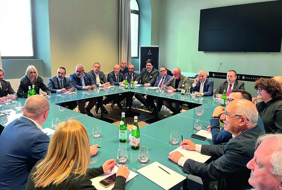 Il centrodestra sardo si spacca ma la spunta Paolo Truzzu