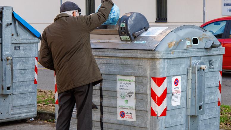 Ferrara, raccolta rifiuti tra le più care e la “differenziata” si riduce