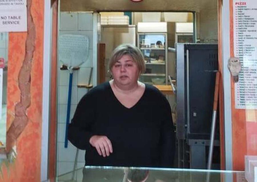 Carrara, la pizzeria “Gnam Gnam” chiude dopo 27 anni: il saluto della titolare a clienti e fornitori