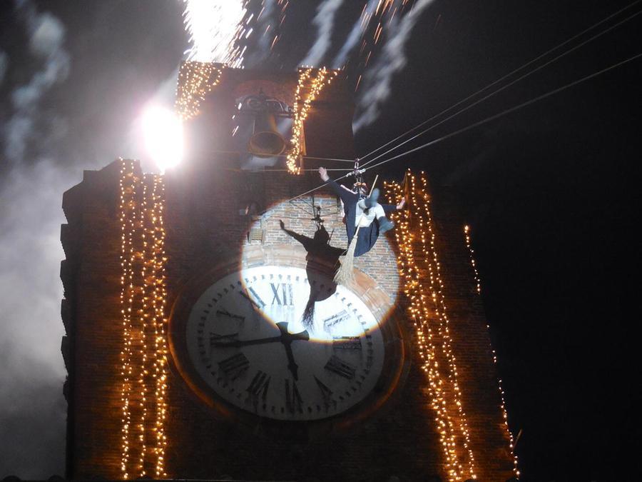 Maltempo, a Cascina niente Befana dei vigili del fuoco