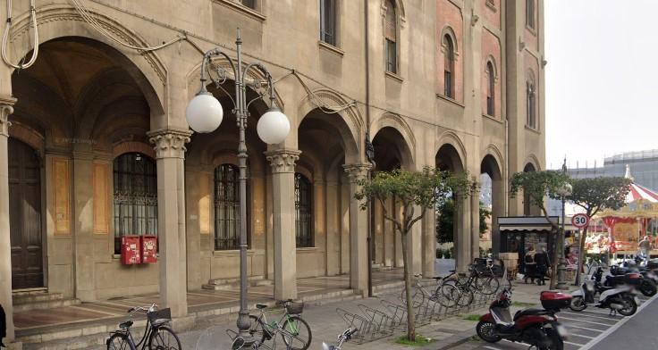 
	La zona a ridosso di piazza Vittorio Emanuele a Pisa dov'&egrave; avvenuto l'accoltellamento

