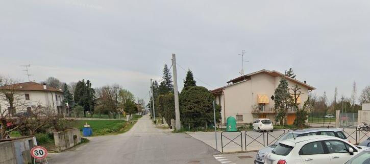 XII Morelli, venerdì due furti in abitazioni: da giorni segnalata auto sospetta