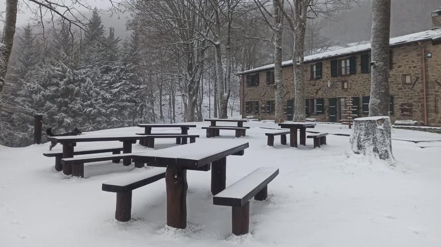 La neve al rifugio Burigone, in Garfagnana