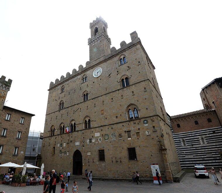 Volterra, un milione di euro di tasse non pagate: inviati mille avvisi di accertamento<br>
