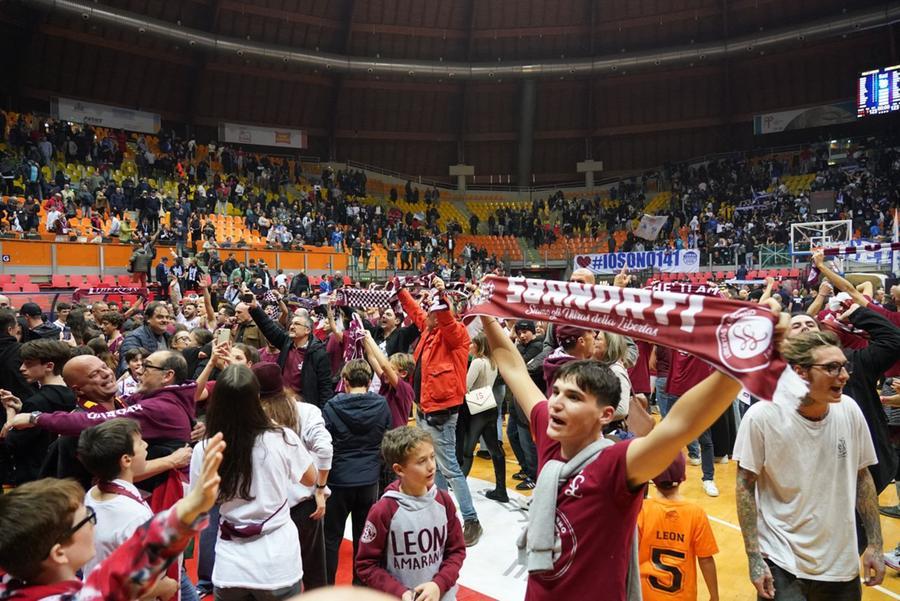 
	La festa amaranto al Modigliani Forum (foto Franco Silvi)

