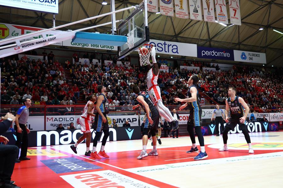 Pistoia schianta Cremona e va alle final eight di Coppa Italia