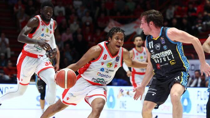 Pistoia vince contro Cremona con Ogbeide e Moore straordinari, bravo anche il capitano