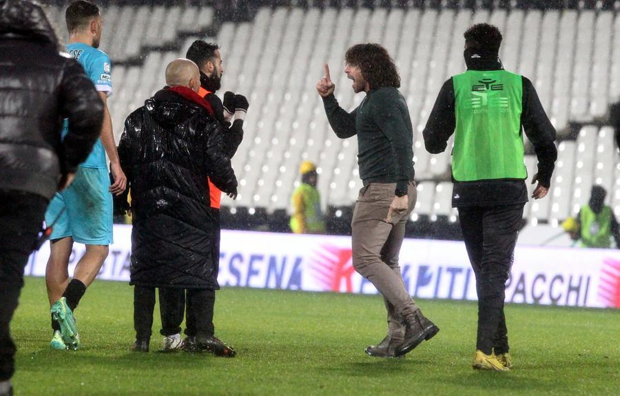Portiere dell’Olbia aggredito a Cesena, la condanna dei due club