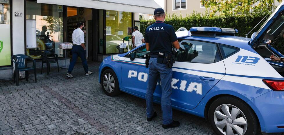 Lucca, preso il rapinatore maldestro ricercato in mezza Europa